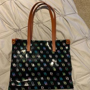 Dooney and Bourke shopper tote in multi color